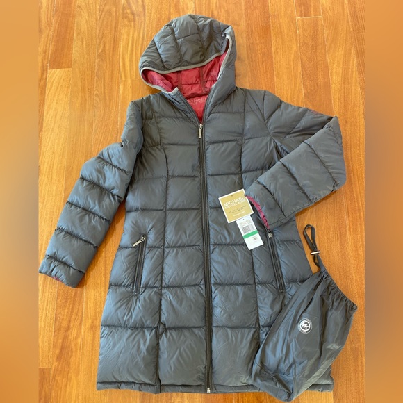 MK Puffer Coat MICHAEL KORS Coat Women PACKABLE DOWN FILL Gray / Red Coat Sz L - Picture 2 of 16